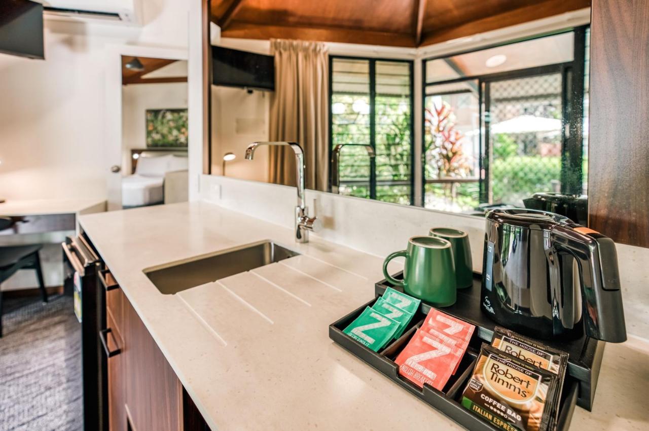 Palms City Resort Darwin Extérieur photo