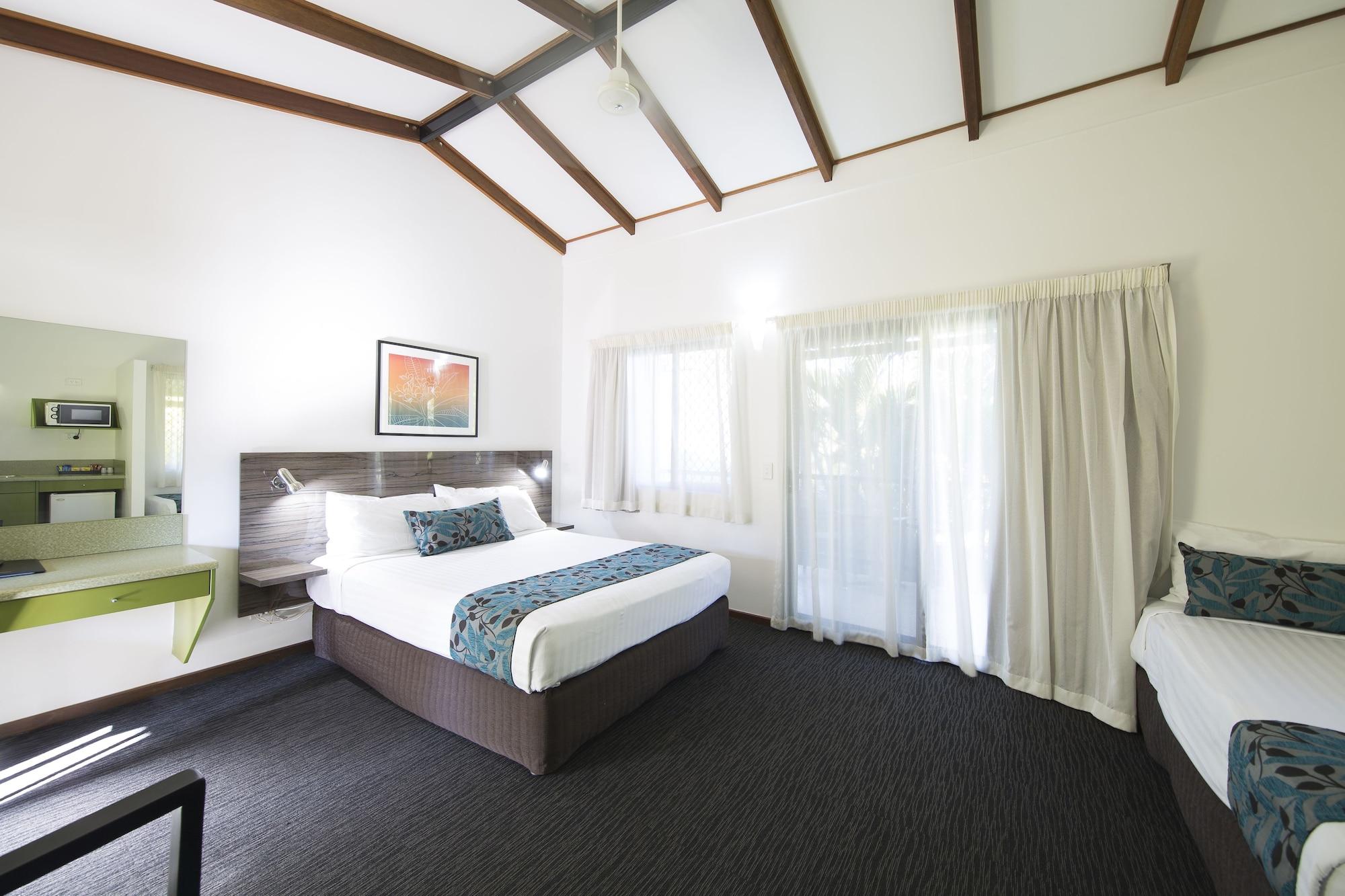 Palms City Resort Darwin Extérieur photo